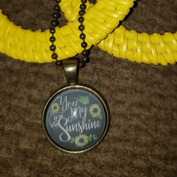 Plunder - Picture 1 of 2